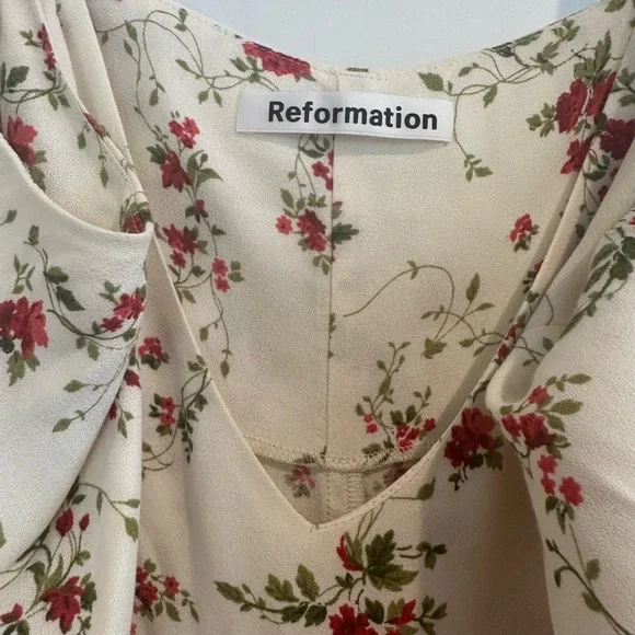 Reformation dress size small - Picture 3 of 3
